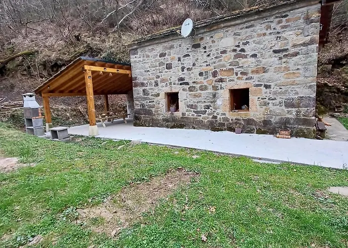 La Del Rio * San Roque de Ríomiera